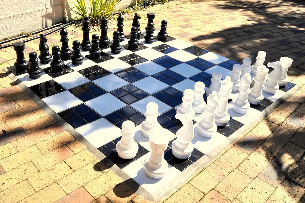 Cape Wine Route Guest House Brackenfell 3*,  South Africa